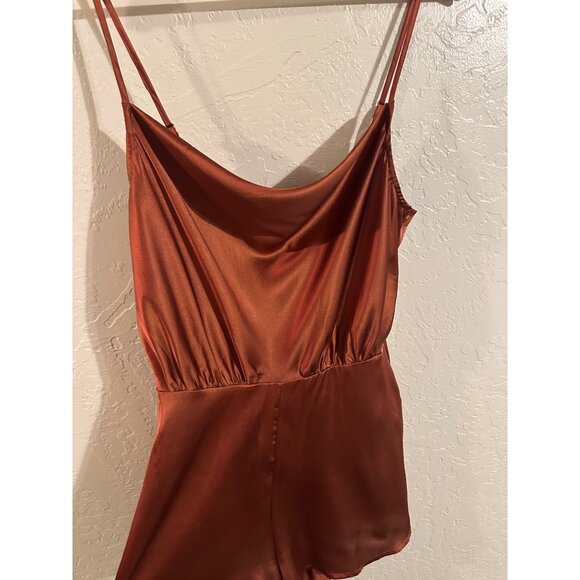 Guess Cowl Neck Shiny Satin Sexy Shorts  Romper - Picture 4 of 9